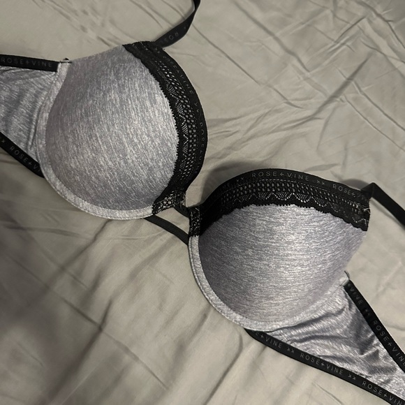 Brassière rose+vine - Picture 3 of 3